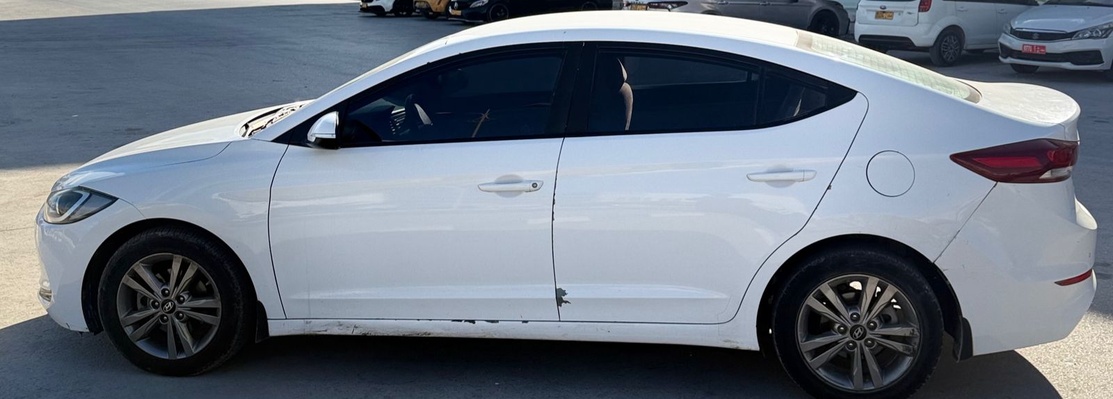Hyundai elantra 2017